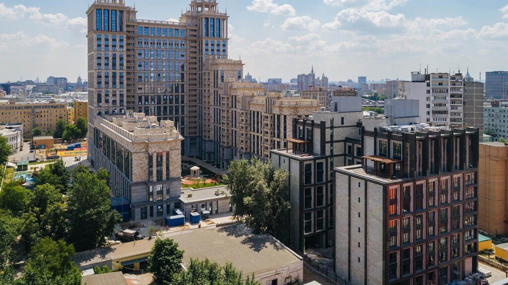 01 Skyline Design HC Saturday_05