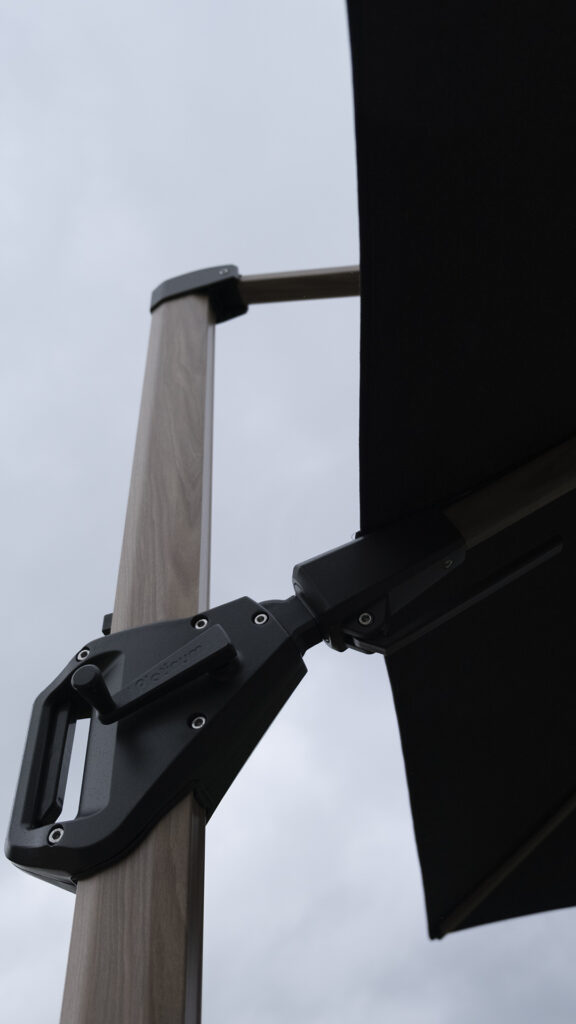 07 PARASOLS_Skyline_Design