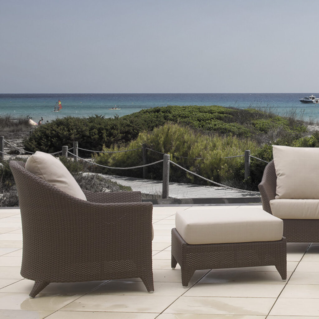 2021 MALTA Skyline Design ARMCHAIR MOCCA Polypeel 7 mm 09