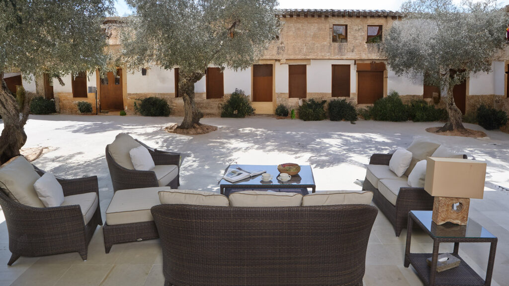 2023 MALTA Skyline Design SOFA MOCCA Polypeel 7 mm 06