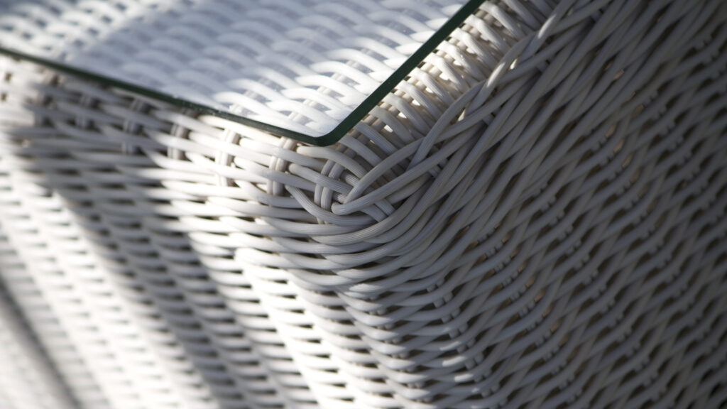 21114 CALDERAN Skyline Design COFFEE TABLE WHITE WASH POLYROD 3 mm 05