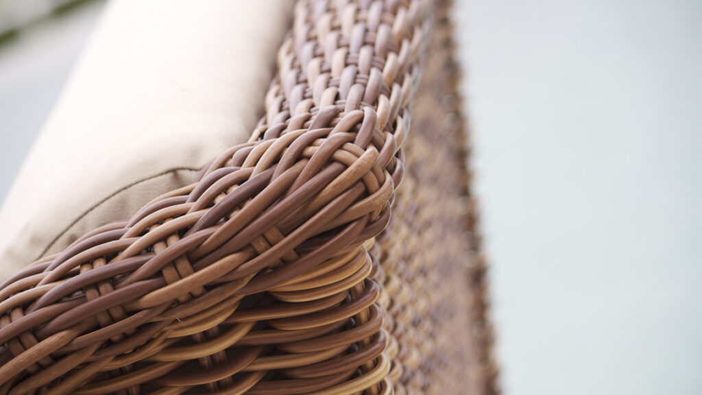 22001 EBONY Skyline ARMCHAIR RED PULUT OMEGA 6 mm 08