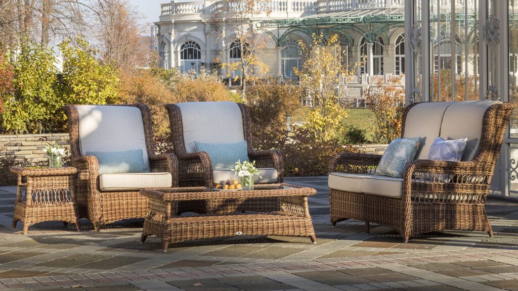 22002 EBONY Skyline LOVESEAT RED PULUT OMEGA 6 mm 03