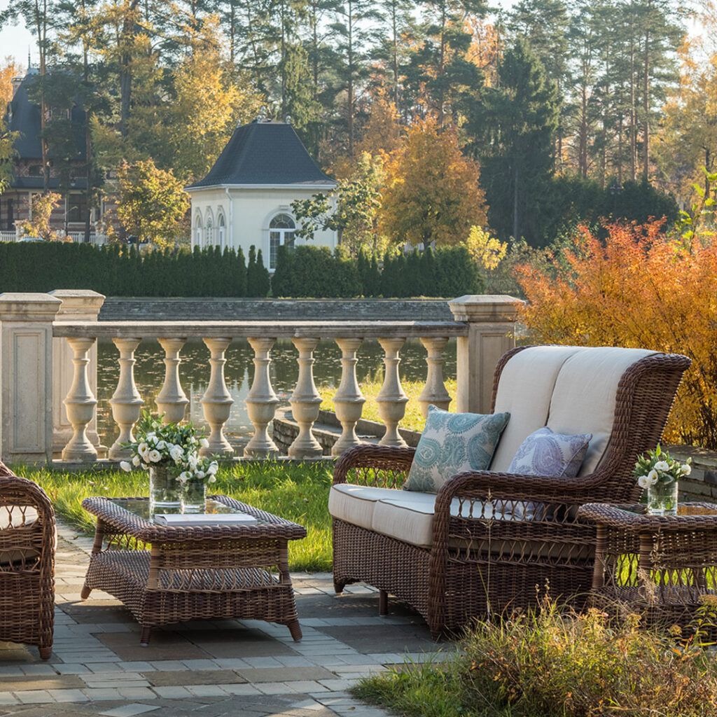 22004 EBONY Skyline COFFEE TABLE RED PULUT OMEGA 6 mm 05