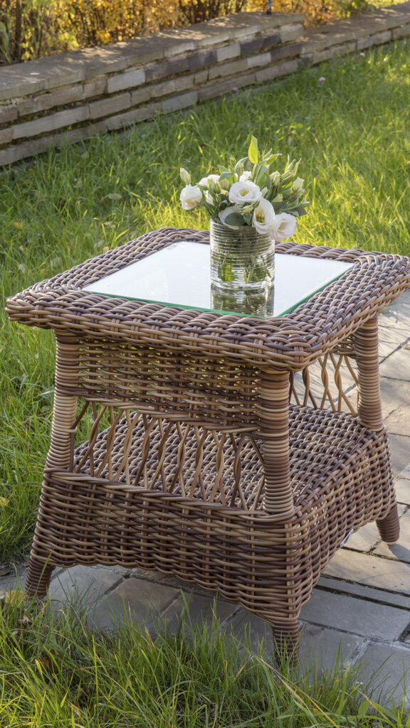 22005 EBONY Skyline SIDE TABLE RED PULUT OMEGA 6 mm 04