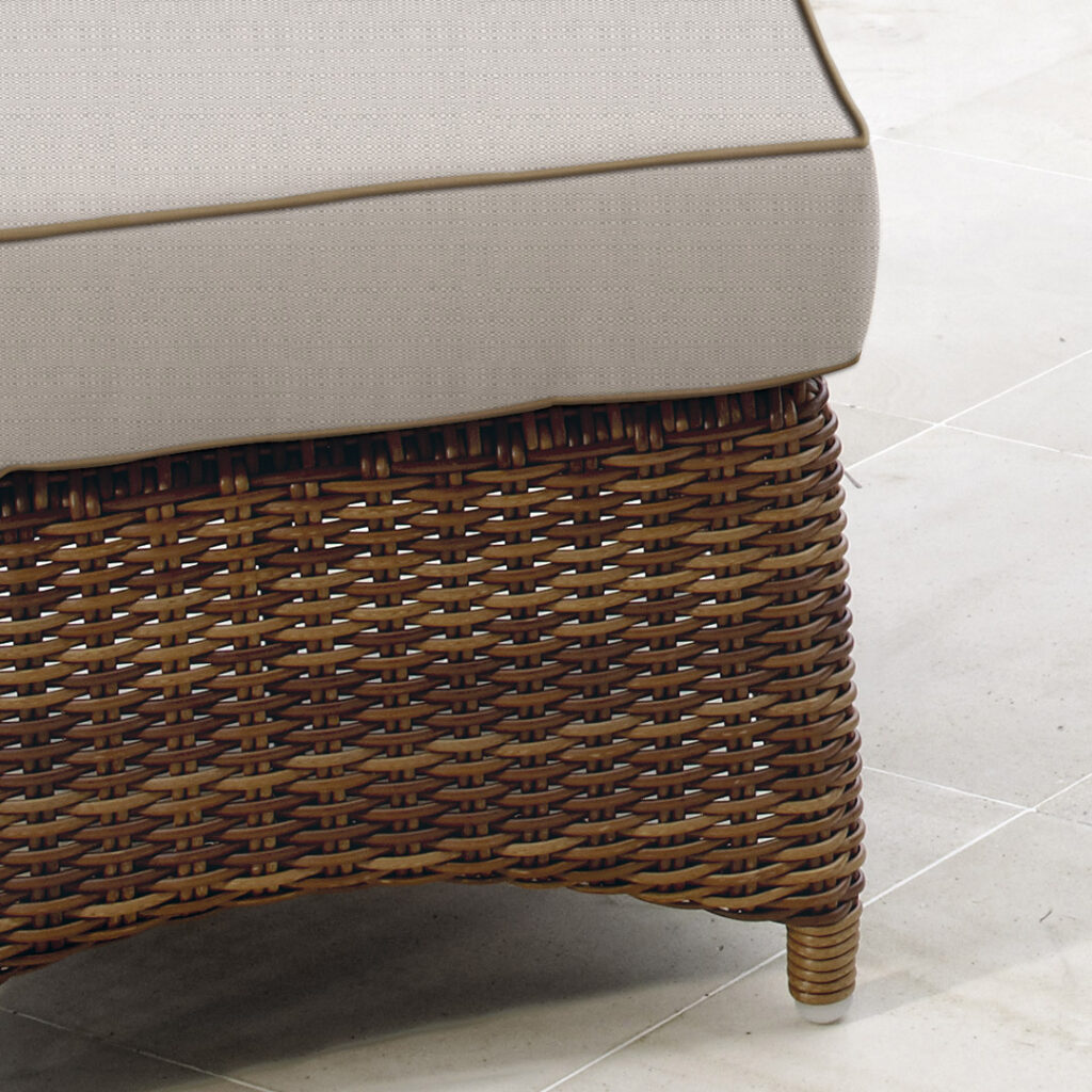 22006 EBONY Skyline POUF RED PULUT OMEGA 6 mm 05