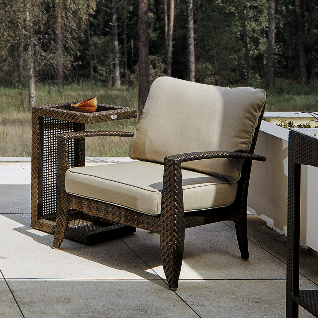 22141 MADISON Skyline Design ARMCHAIR MOCCA Polypeel 7mm 04