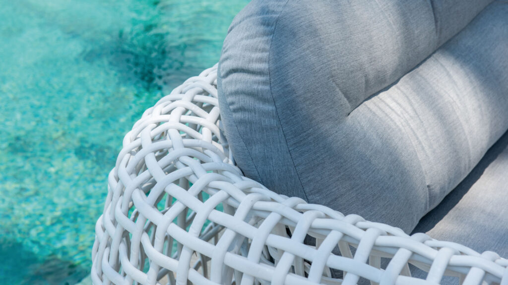 22382 Dynasty Skyline SOFA WHITE Mushroom 15mm 05