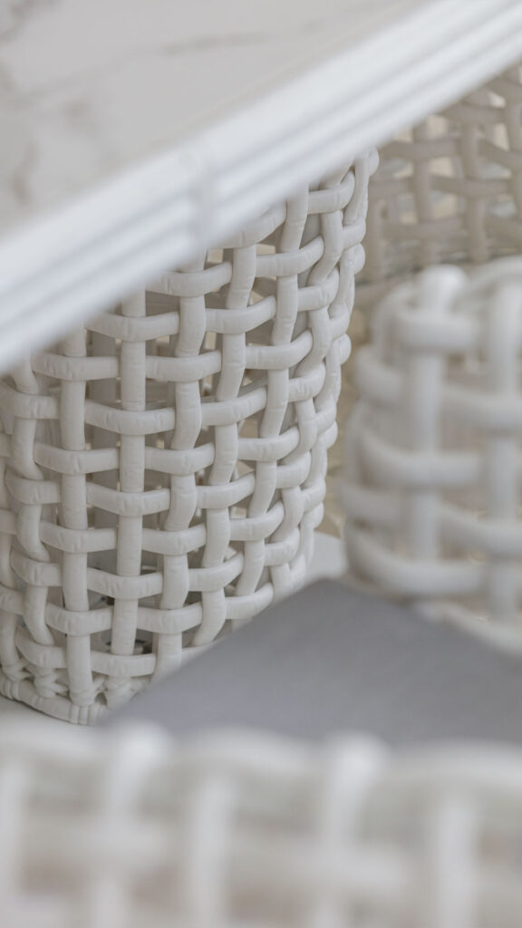 22460.30 Dynasty Skyline Dining Table WHITE Mushroom 15mm 04