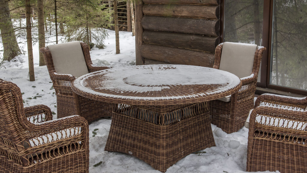 22550.16D Ebony Skyline Design dining table RED PULUT OMEGA 6 mm 07