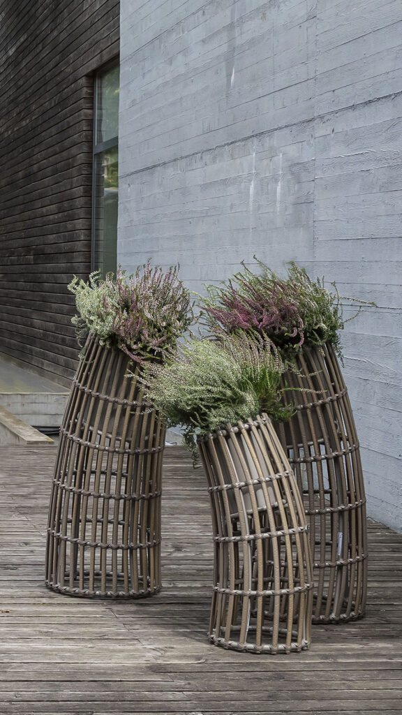 22831 CYCLONE Skyline Design LARGE PLANTER MUSHROOM 15 mm 08