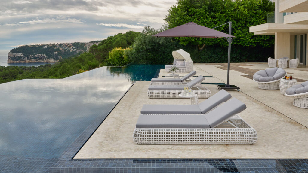 22850 Dynasty Skyline Lounger WHITE Mushroom 15mm 03