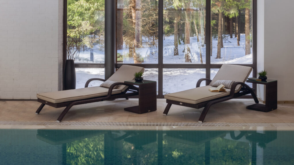 22852 IMPERIAL Skyline Design LOUNGER MOCCA Polypeel 7 mm 03