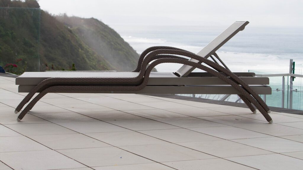 22853-Single-Lounger-PALACIO-Seashell-Skyline-Design-03