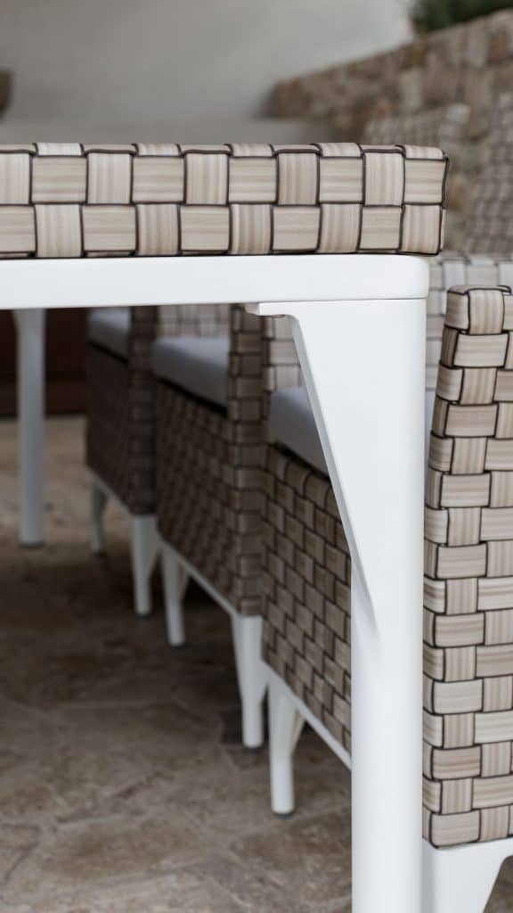 22936.01_Dining Table Brafta_Seashell FF 30mm_Skyline_2