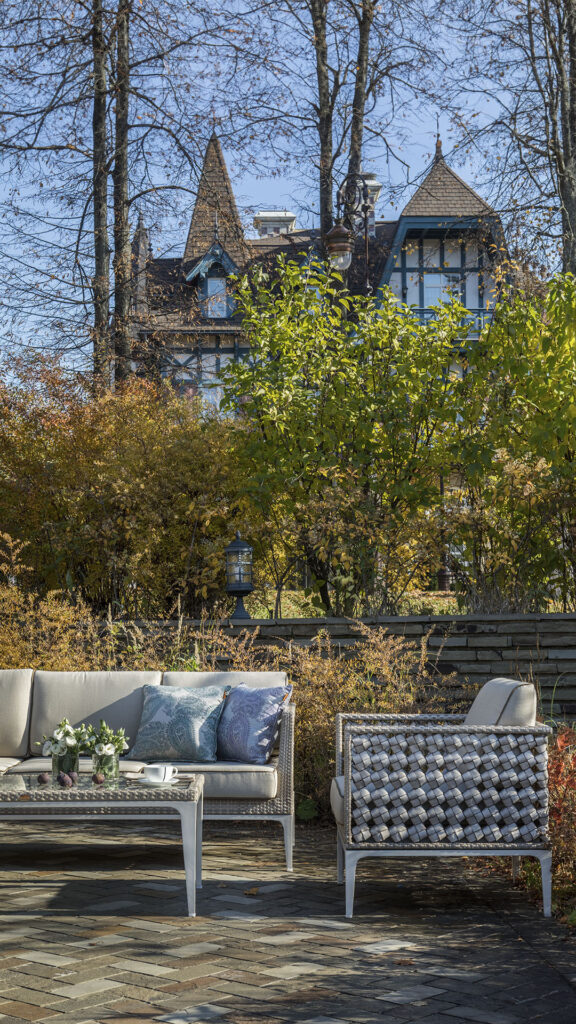 23061 Armchair HEART SEASHELL FLAT-FLAT Skyline Design 2