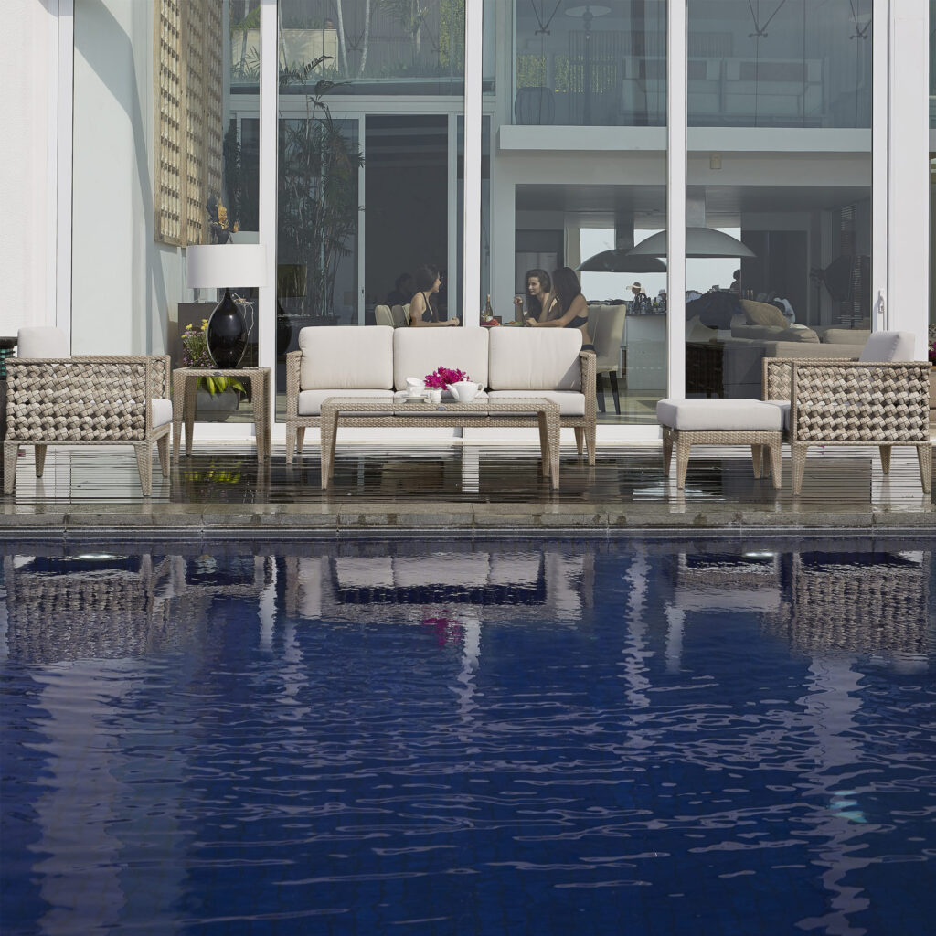 23063 HEART SOFA SEASHELL FLAT-FLAT Skyline Design 08