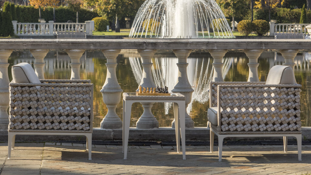 23065 HEART SIDE TABLE SEASHELL FLAT-FLAT Skyline Design 04