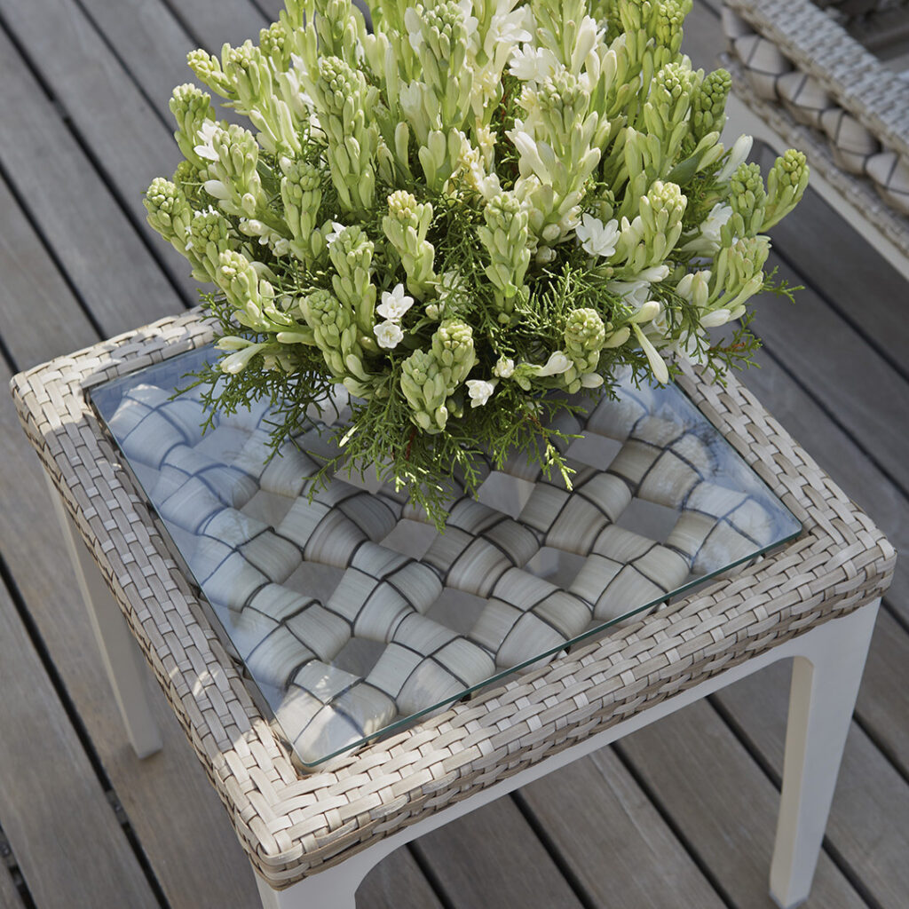 23069 HEART AUXILIARY TABLE SEASHELL FLAT-FLAT Skyline Design 06