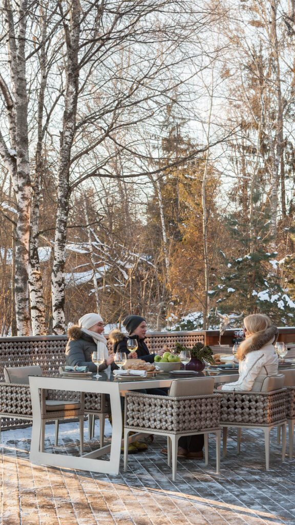 23070 HEART DINING ARMCHAIR SEASHELL FLAT-FLAT Skyline Design 09