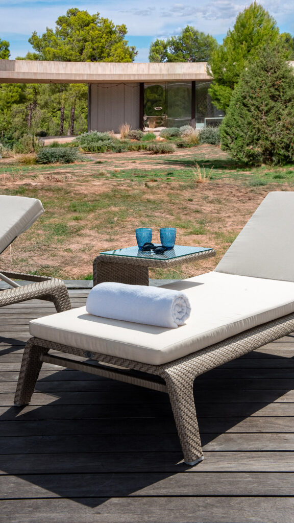 23089 Auxiliary Table -Single Journey Seashell FF7mm Skyline Design 08