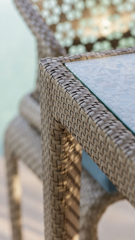 23097-Rect-Bar-Table-Journey-Seashell-FF-7mm-Skyline-Design-06