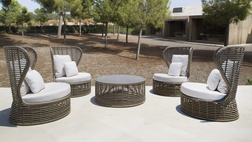 23191 DRONE Skyline Design ARMCHAIR MOCCA Polypeel 7 mm 08