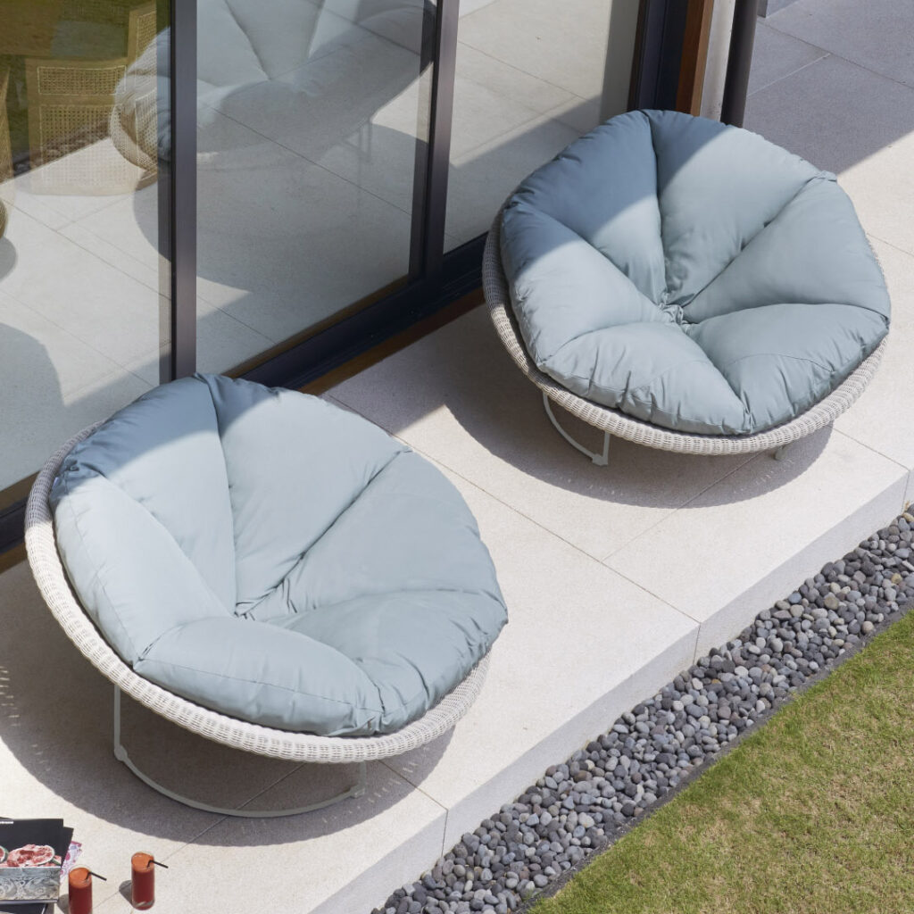 23291 LUNA Skyline Design ARMCHAIR WHITE WASH POLYROD 3 mm 04