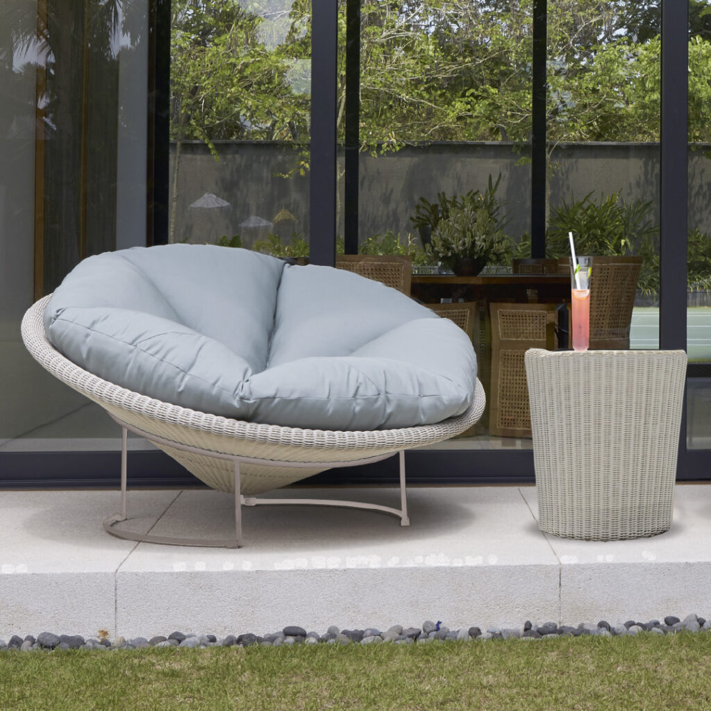 23292 LUNA Skyline Design SIDE TABLE WHITE WASH POLYROD 3 mm 06