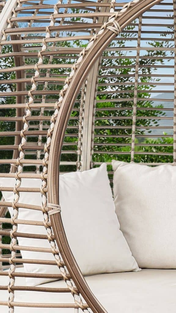 23506.01_Small_Daybed-Ganesha_Seashell-Mushroom-15mm_Skyline_3