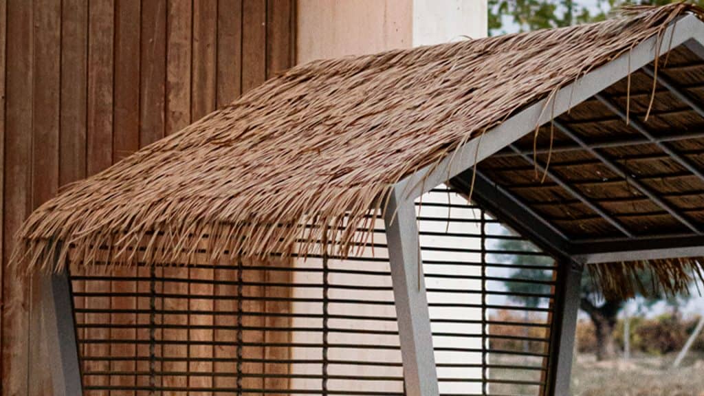 23508_Daybed Shelter_Thatch Polypeel 10mm_Skyline_2