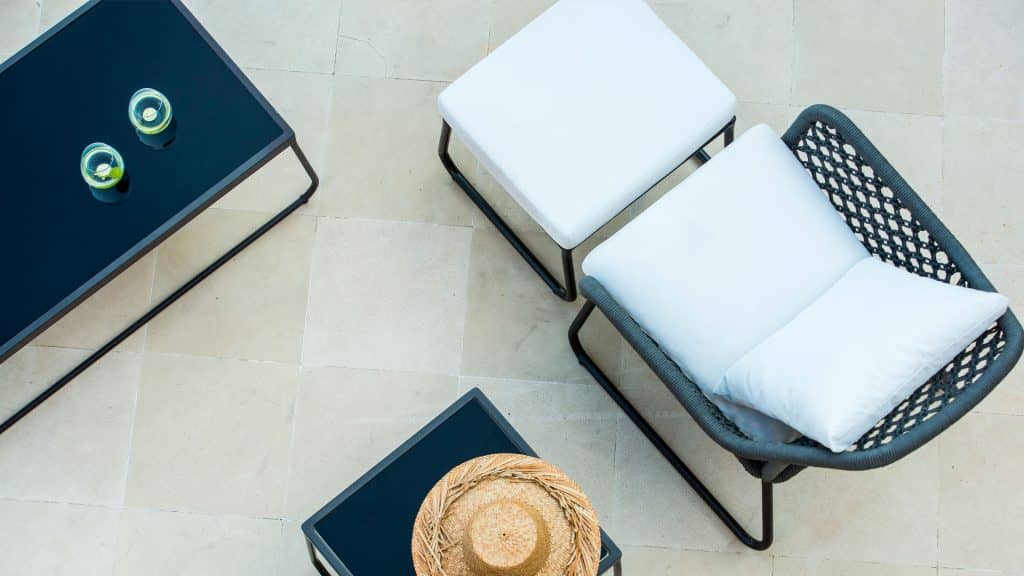 23566_Ottoman Moma_Aluminum Carbon_Skyline_0