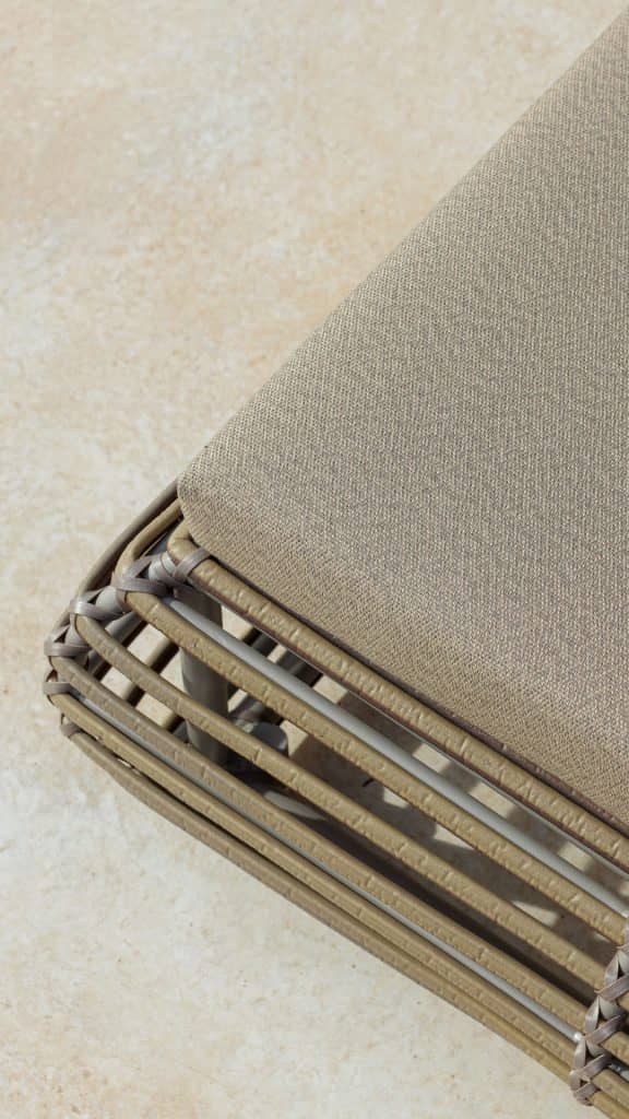 23670_Double Lounger Ruby_Kubu Mushroom NP15mm_Skyline_3