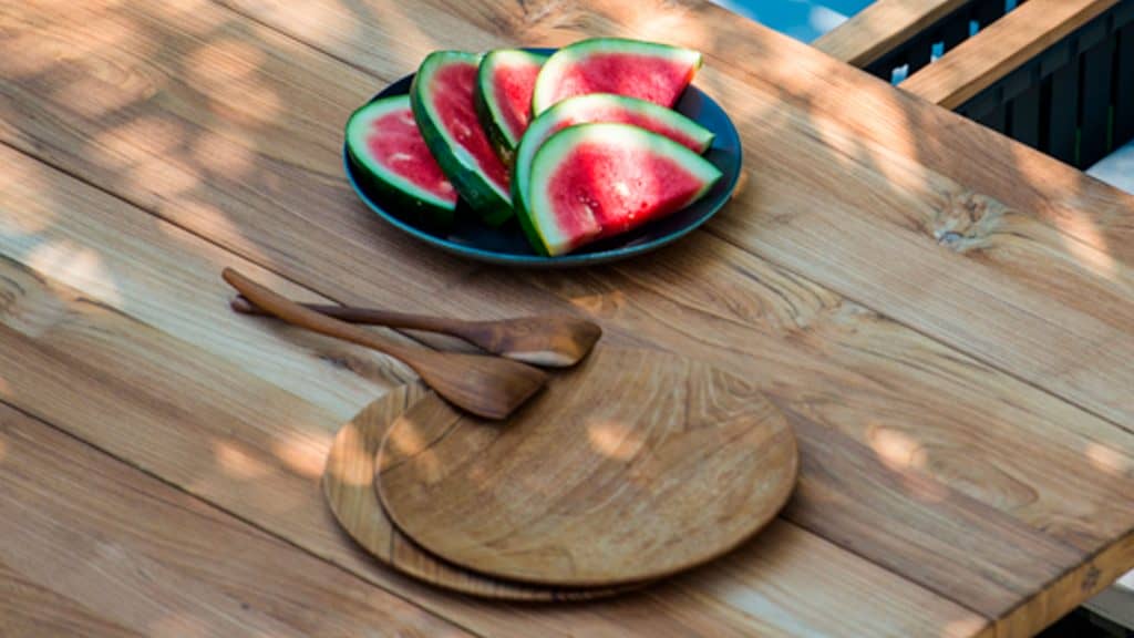 23712.01_Dining Table Alaska_Natural Teak_Skyline_3