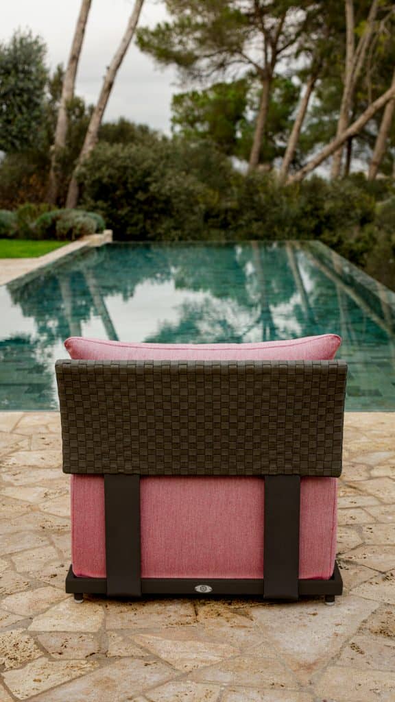 23720_Lounger Ona_Dark Grey Strap 21mm_Skyline_2