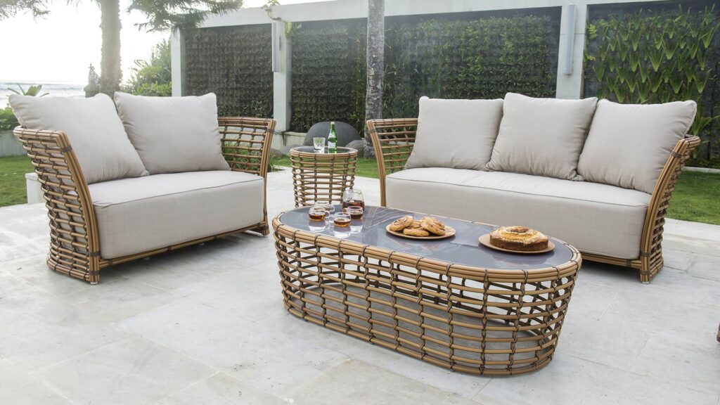 23762 LOVESEAT VILLA NATURAL RATTAN MUSHROOM Skyline Design 01