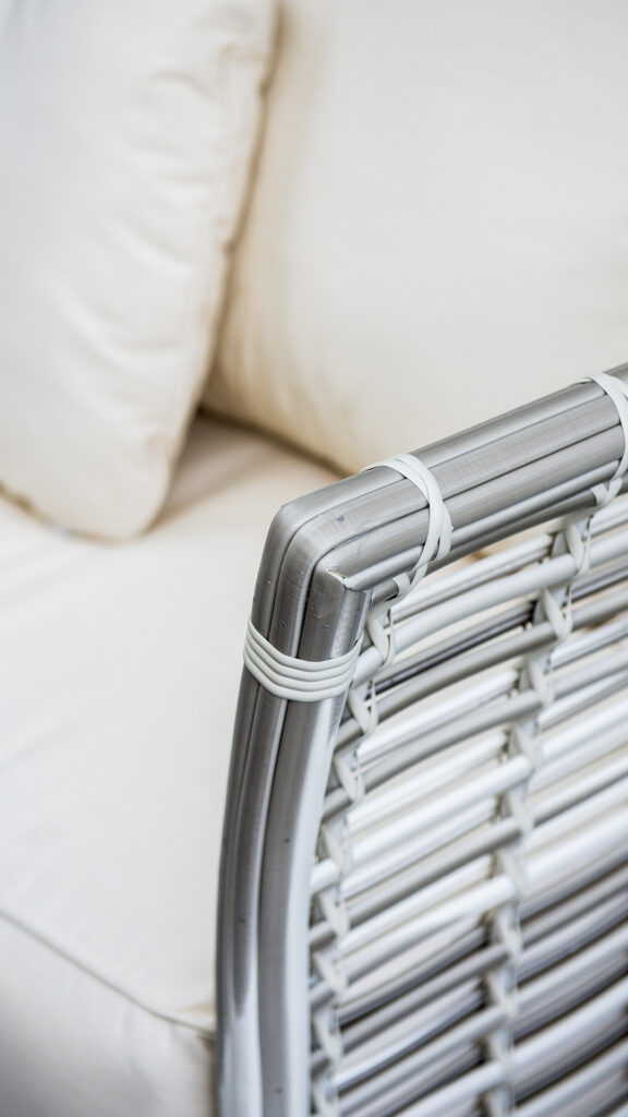 23762 LOVESEAT VILLA OFF WHITE MUSHROOM Skyline Design 06