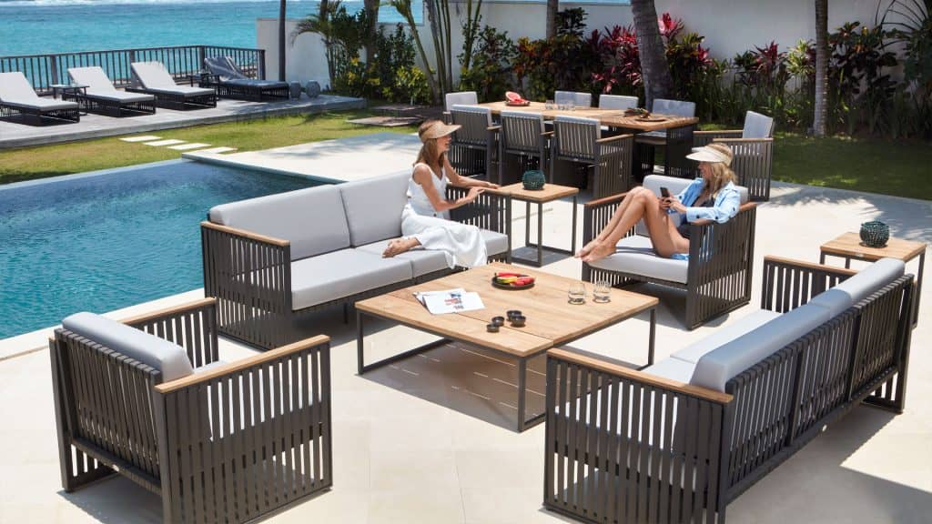 23804.01_Coffee Table Alaska_Natural Teak_Skyline_0