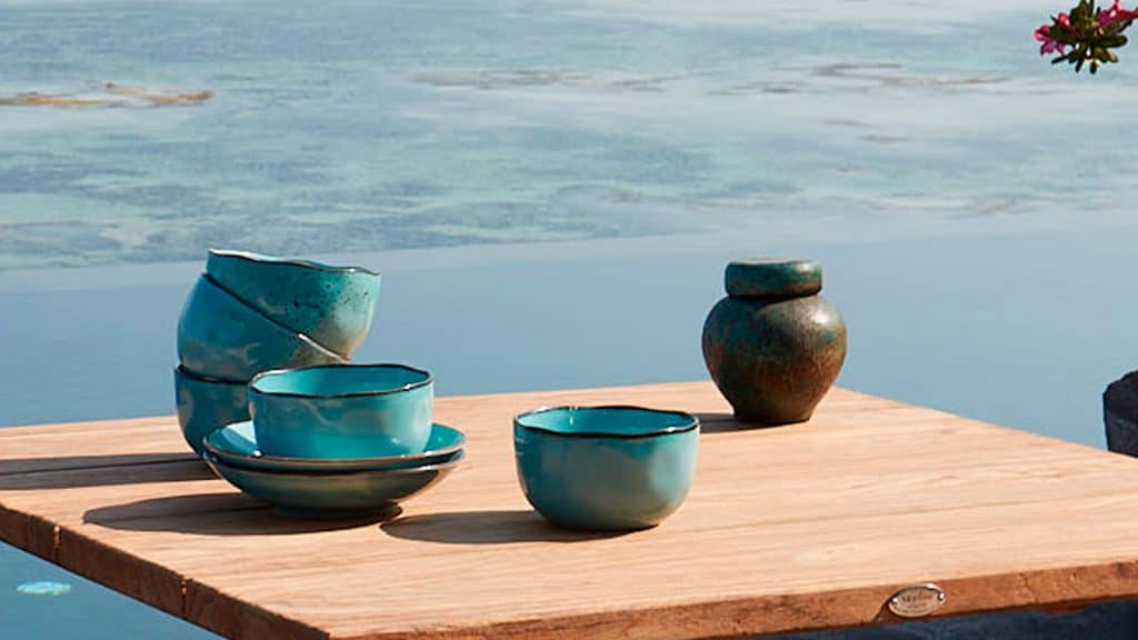 23812-SQ-Alaska-Dining-Table-Ona-Aluminum-Carbon-Teak-Skyline-6