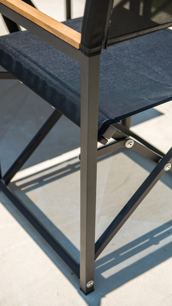 23851_HORIZON_Skyline_ARMCHAIR_VENICE_carbon matte_04