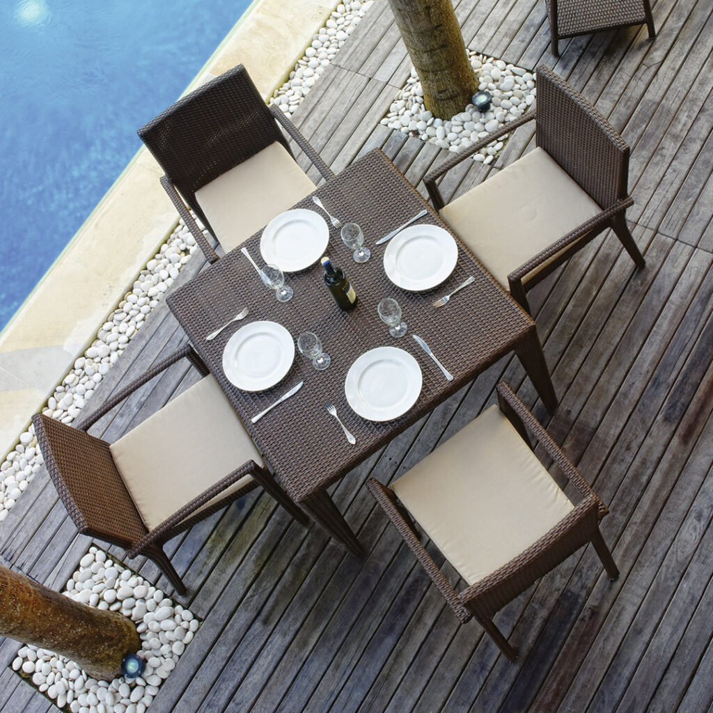 2386.10 MALTA DINING TABLE MOCCA Polypeel 7 mm 03