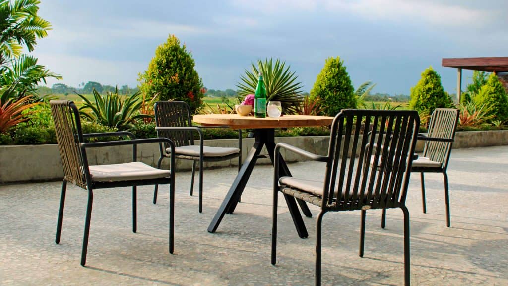 23862_Dining-Table-Alaska_Natural-Teak_Skyline_5