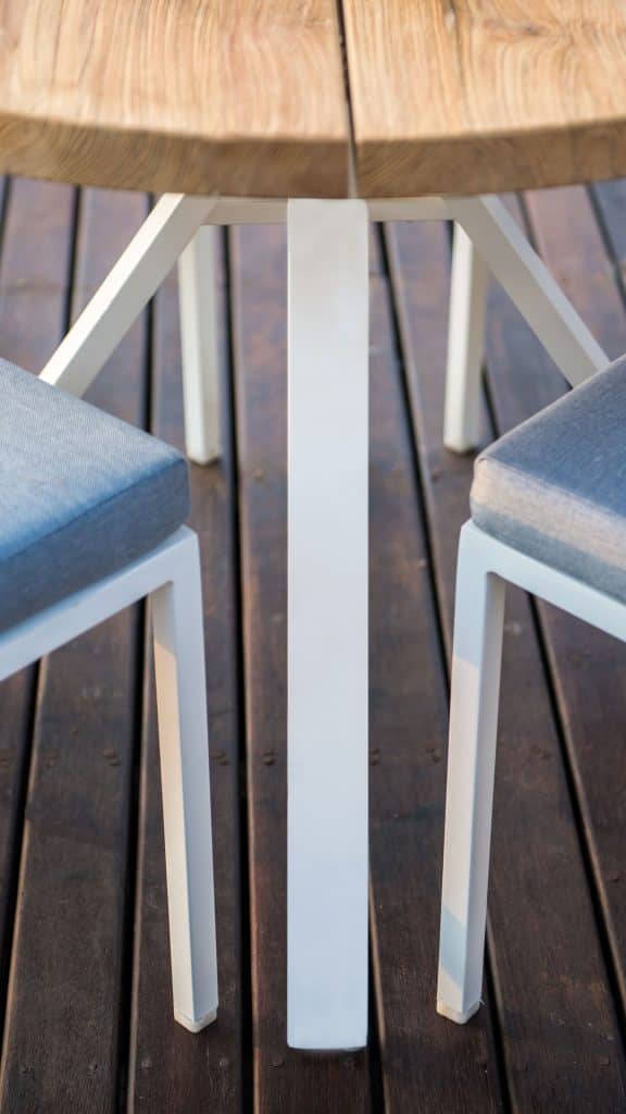 23871.01-Round-Dining-Table-Alaska-White-Matte-Skyline-Design-3