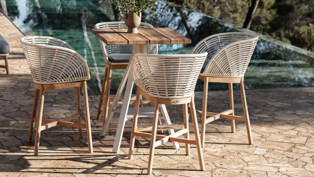 23873.01-SQ-Bar-Table-Alaska-White-Wash-Polyrod-6mm-Skyline-Design-0