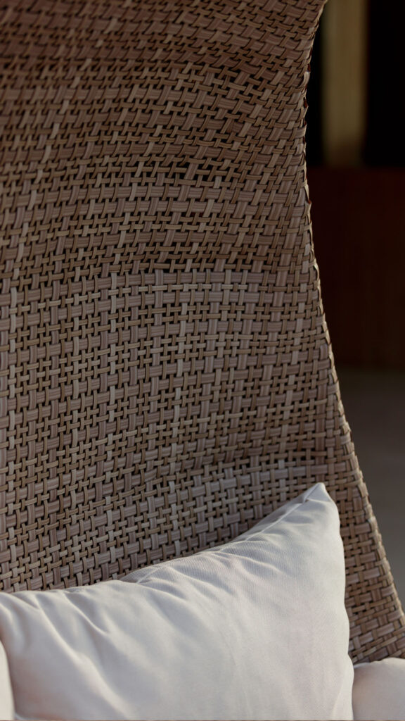 23914_Double-Hanging Paloma_Seashell 7,10 & 15mm_Skyline_4