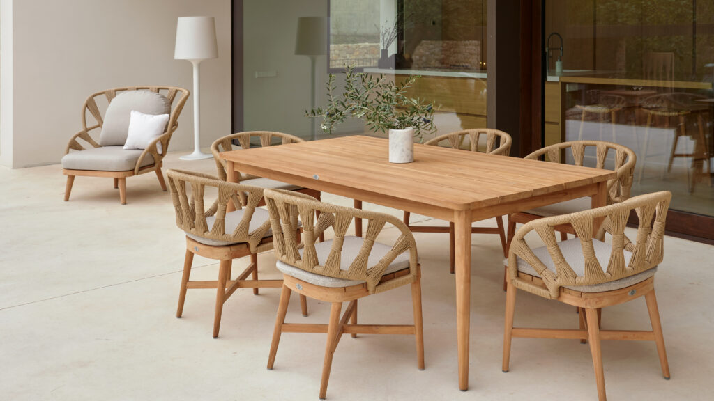 24100.22 Krabi Skyline Design Dining table Natural Teak 03
