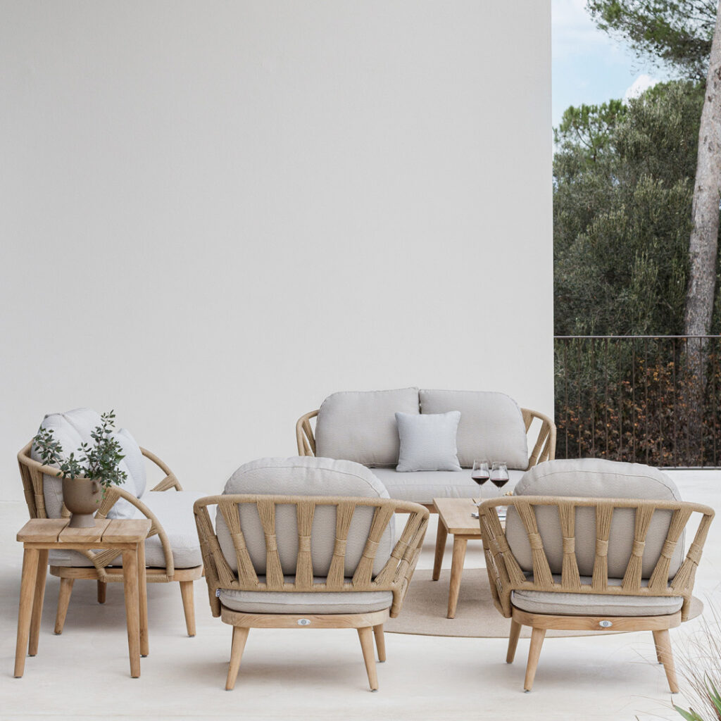 24105_Side Table Krabi_Natural Teak_Skyline Design_4