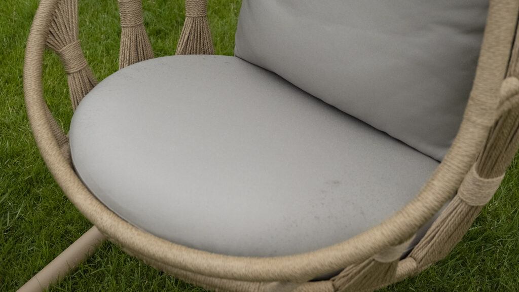 24136_Hanging-w-rope-Krabi_Rami-Natural-Rope_Skyline-Design_10