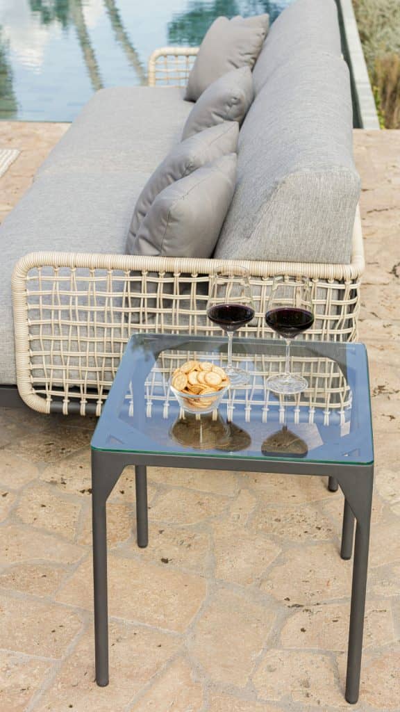 24305-Side-Table-Ribs-Aluminum-Carbon-Skyline-Design-05