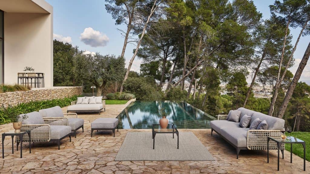 24306_Ottoman Ribs_White Seashell Polyrod 5mm_Skyline_0